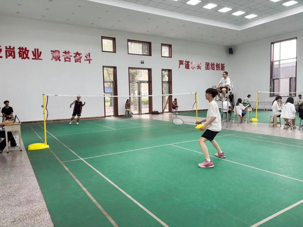 羽毛球1.jpg