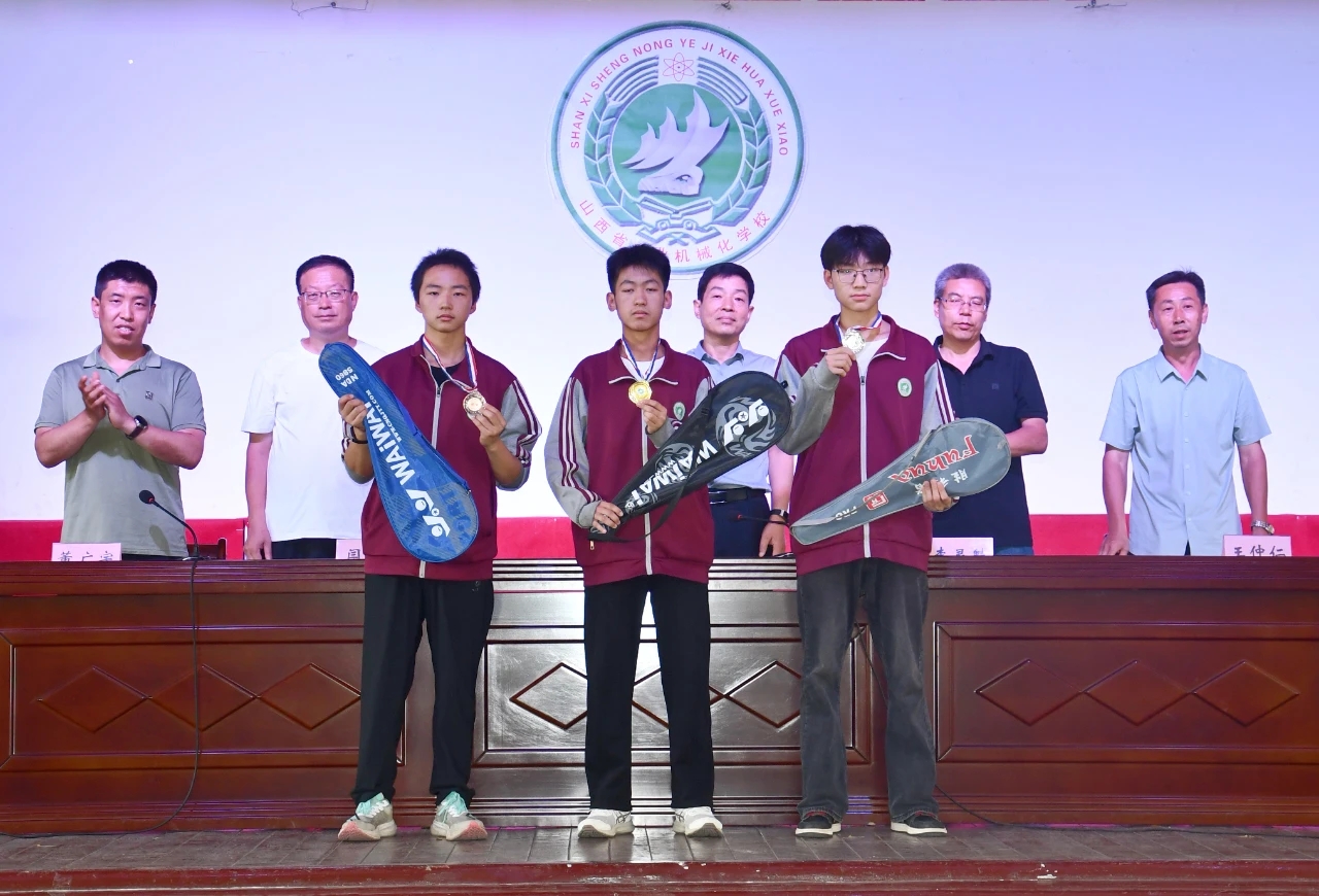羽毛球2.jpg