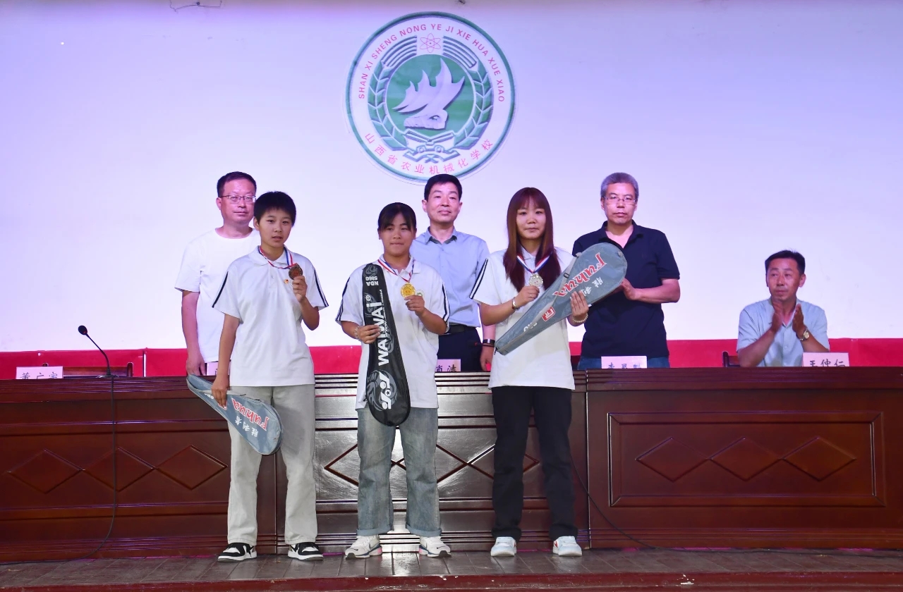 羽毛球3.jpg