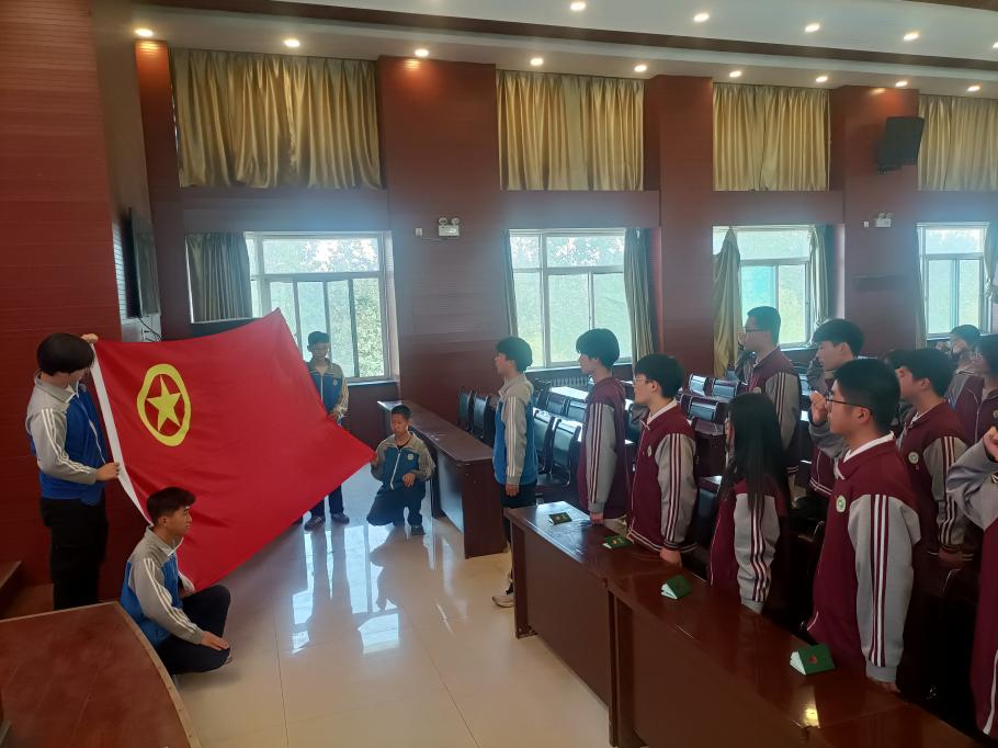 团员3.png